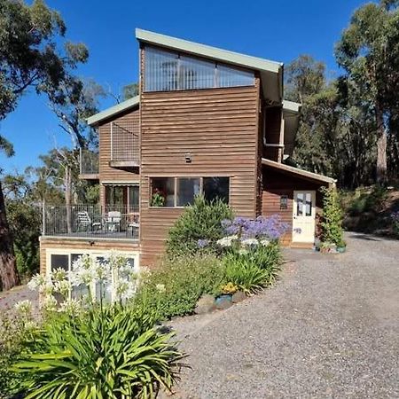 Kookaburra Retreat Apartment Pakenham Exterior photo