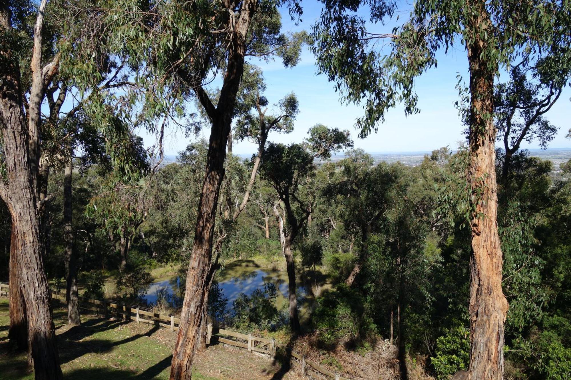 Kookaburra Retreat Apartment Pakenham Exterior photo